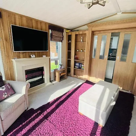 Bakers With Hot Tub York